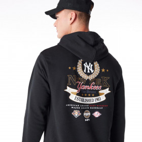 Polera  MLB New York Yankees MLB Badge Graphic Black