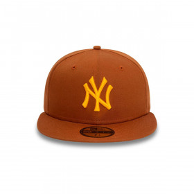 Gorra 59Fifty New York Yankees League Essentials Coffee MLB
