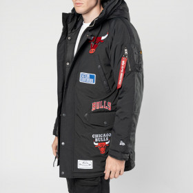 Casaca NBA Chicago Bulls Alpha Industries Negro