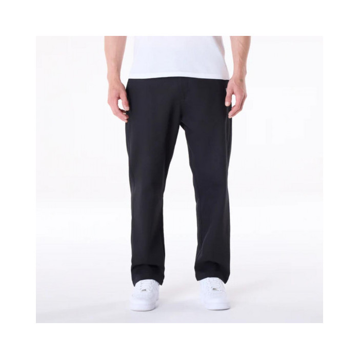 Pantalón New Era Resort Negro
