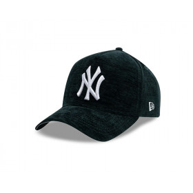 Gorra 9Forty MLB New York Yankees Culture Kings Program Verde