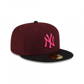 Gorra 59Fifty MLB New York Yankees Dark Properties Morado