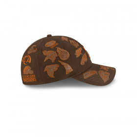 Gorra Casual Classic NFL All Over Bad Bunny Super Tazón Marrón