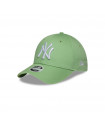Gorra 9Forty MLB New York Yankees League Essentials Verde