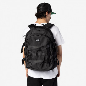 Mochila New Era Carrier Pack Negro