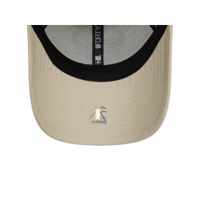Gorra 9Forty NBA  Chicago Bulls Team Outline Light Beige