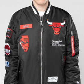 Casaca NBA Chicago Bulls Alpha Industries Negro