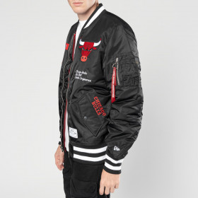 Casaca NBA Chicago Bulls Alpha Industries Negro