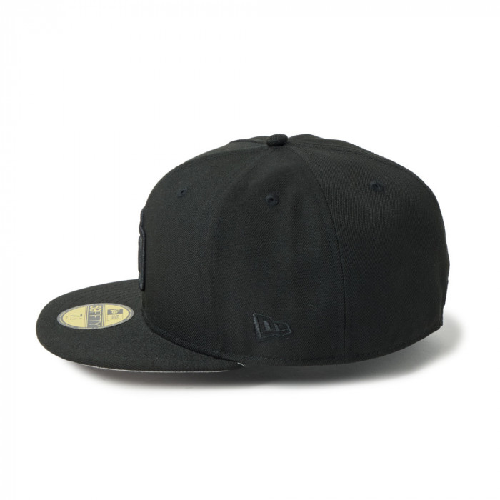 Gorra 59Fifty MLB San Diego Padres Tonal Logo Negro